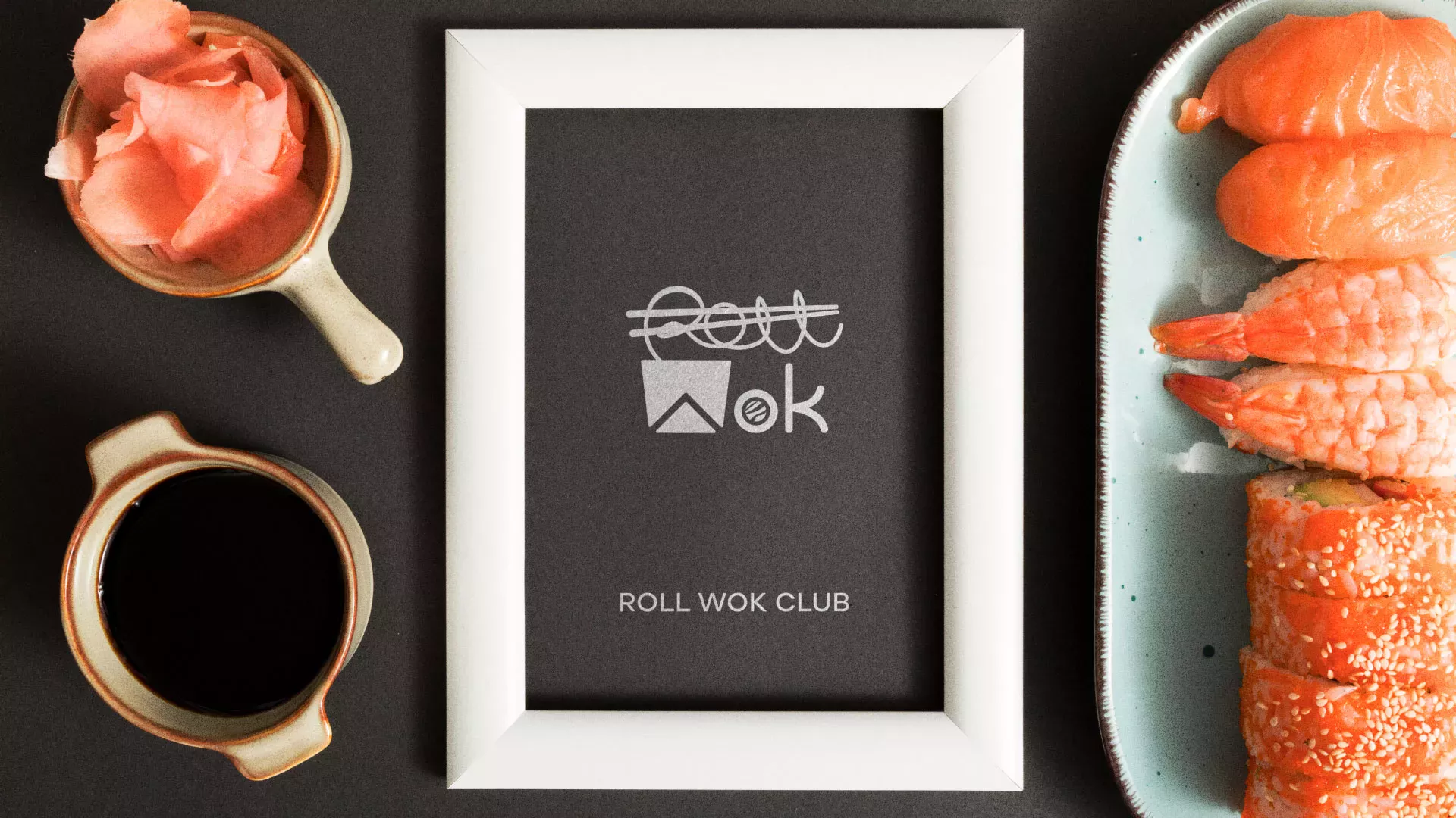 Разработка логотипа суши-бара «Roll Wok Club» в Перевозе